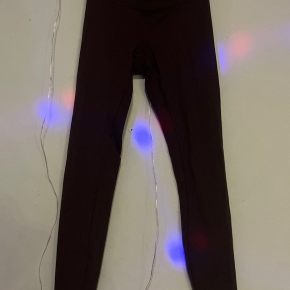 Lululemon High Rise size 4 Brown Purple Discontinued - Picture 4 of 13
